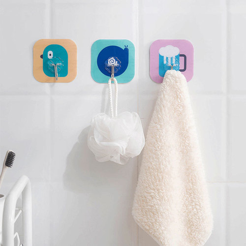 Cartoon pattern hook behind the door hook without punching kitchen bathroom self-adhesive traceless hook multi-functional strong hook
