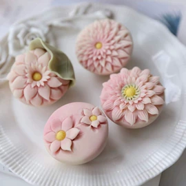 传统糕点;月饼;西式糕点