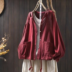 二重綿糸女性綿質の短いコート春の新しいカジュアルな服装は、減齢長袖の帽子付きシャツにもあります