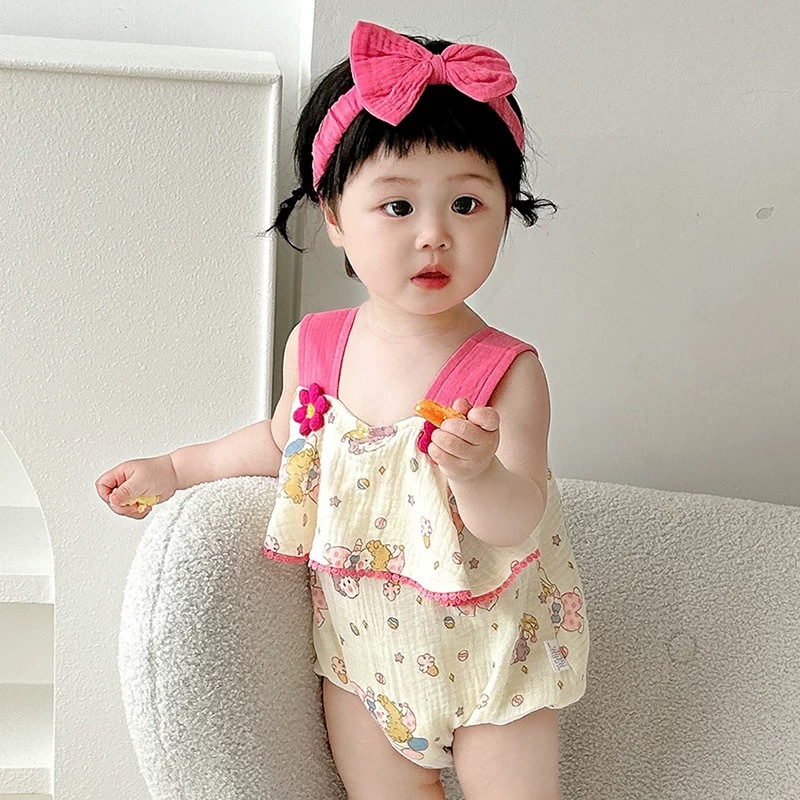 幼児用ジャンプスーツ、夏用のかわいくて超かわいいサスペンダー服、女の赤ちゃんのおむつカバー、新生児のお出かけ服、トレンディ