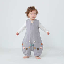 秋冬宝宝莲体衣纯棉4层纱布宽松背心式婴儿连体哈衣可爱分腿防踢
