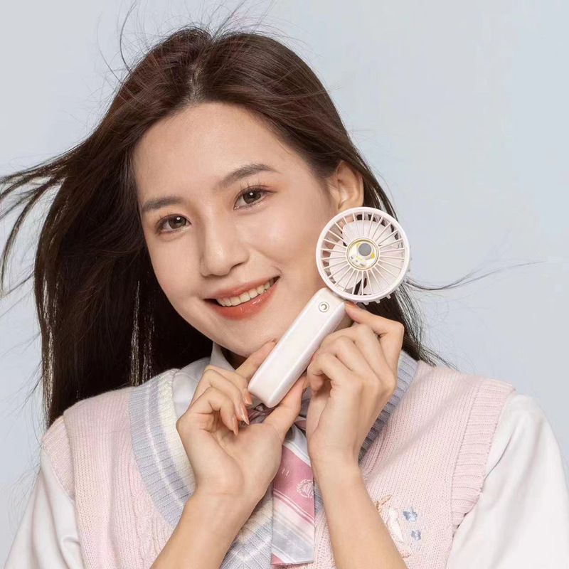 Internet celebridad astronauta pequeño ventilador USB de carga portátil mini portátil al aire libre portátil ventilador 2000 mA