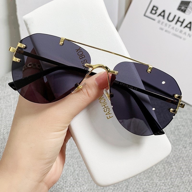 Toad-Shaped Sunglasses, Fashionable Ins-Style Frameless Sunglasses, Anti-Uv Sunshade Sunglasses for Beach Photography