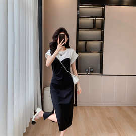 学生白色拼接撞色修身大码短袖开叉连衣裙女装2026新款小众长裙子