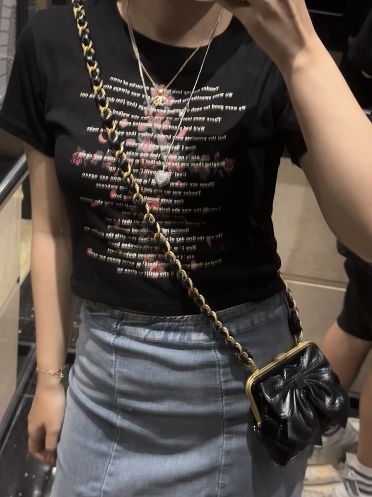 Piccola borsa a tracolla a mano con tracolla singola, design di nicchia, nuova borsa a tracolla da donna con catena, fibbia, oro, alla moda_voghion.com