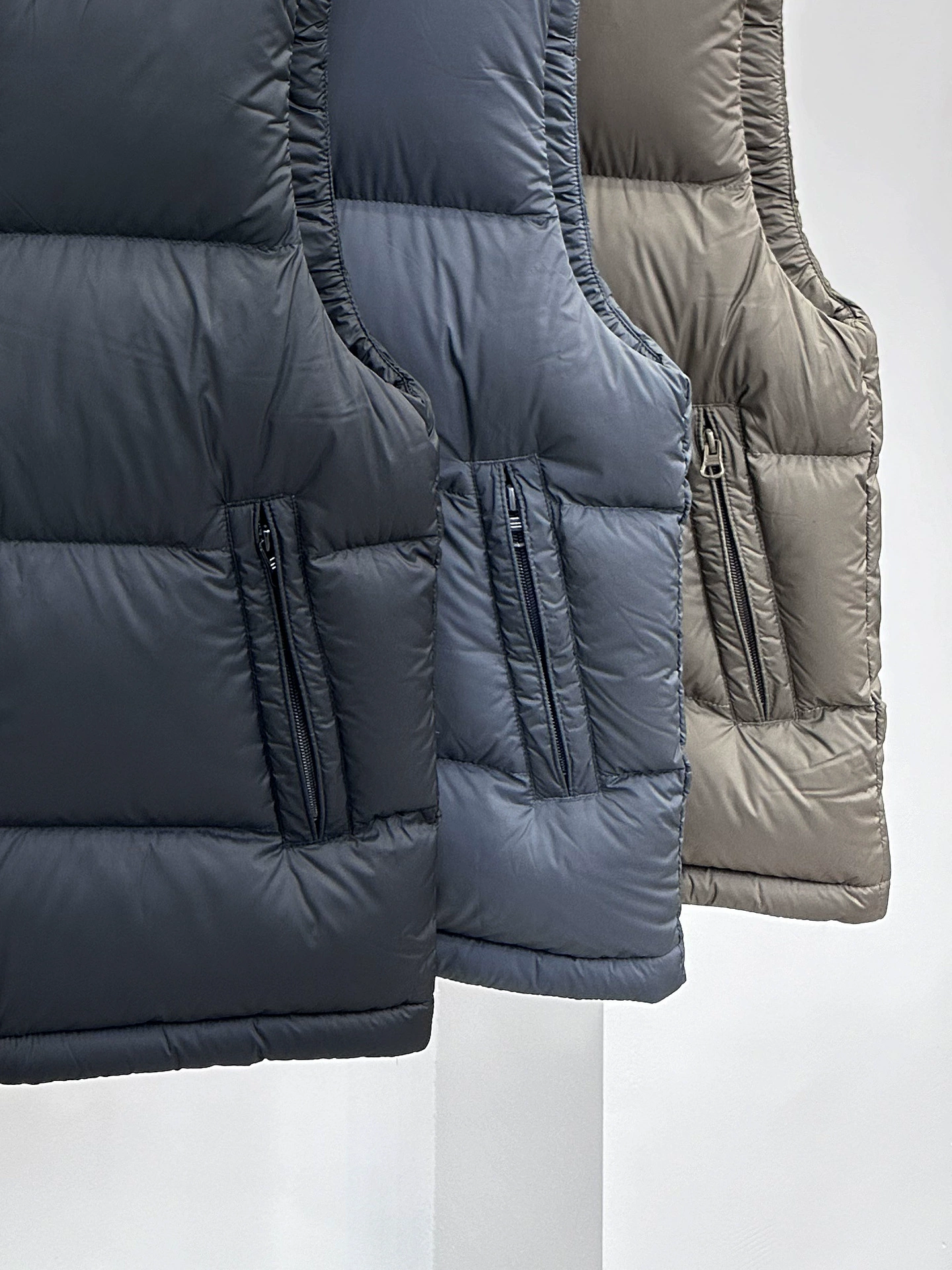 Men's velvet vest with down, soft down jacket sleevless, increased thickness, feather stuffing, duck down