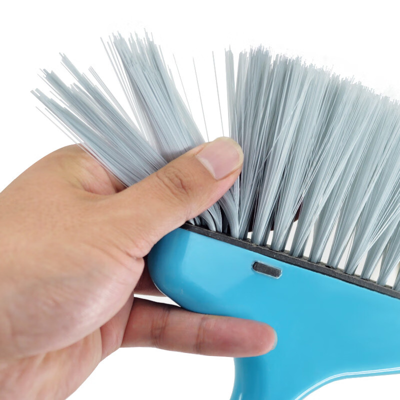 Juego de escoba y recogedor de plástico