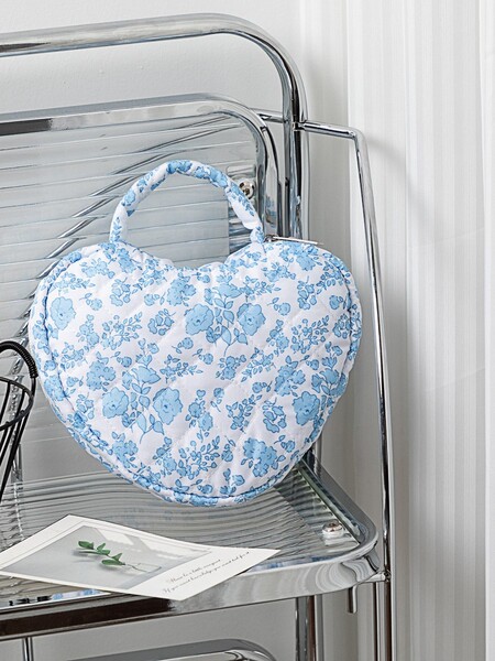 Brand handheld capacious cosmetic bag