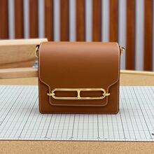 �������������i���Ӱ�2022���¿�пս���μ�б��С����