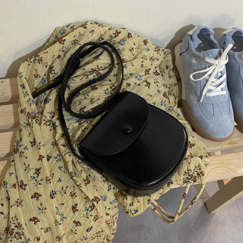 Borsa per cellulare leggera, semplice ed elegante, con tracolla, color caramella, versione coreana versatile_voghion.com