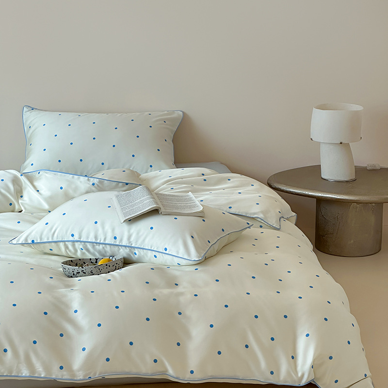 Luxury Tencel Four Piece Bedding Set Lemon Print Summer Sheets_voghion.com