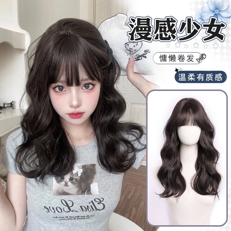 Zhixun Women's Medium-Length Curly Wig, Stylish Internet Celebrity Style, Natural Daily Look, Sweet Full Head Wig with Bangs