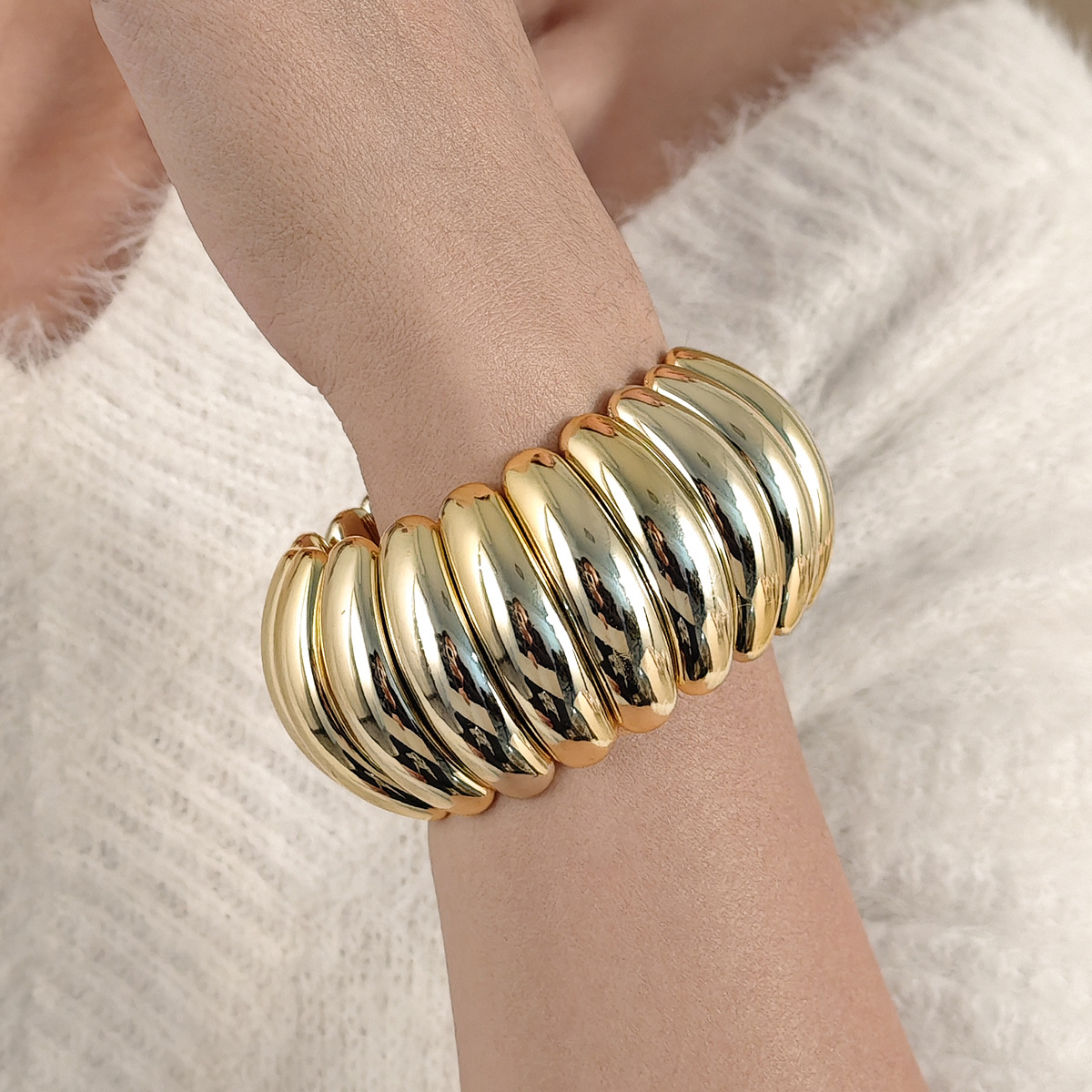 Geometric Pattern Vintage Style Classic Style Geometric CCB Bangles Wholesale