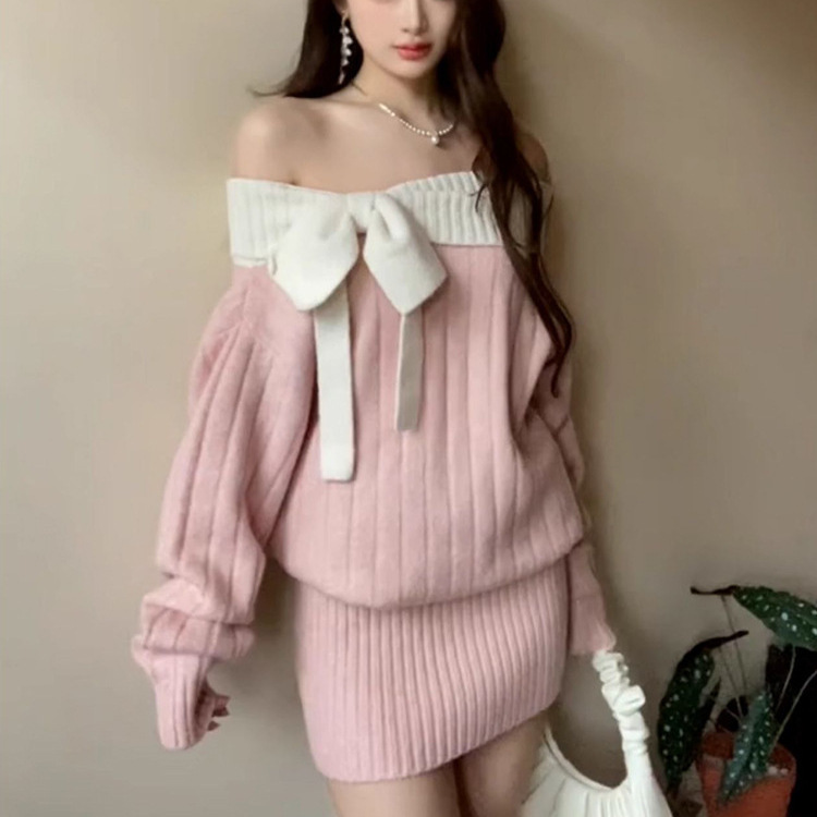 甜美风一字肩针织连衣裙女秋冬季蝴蝶结系带软糯毛衣粉色宽松上衣