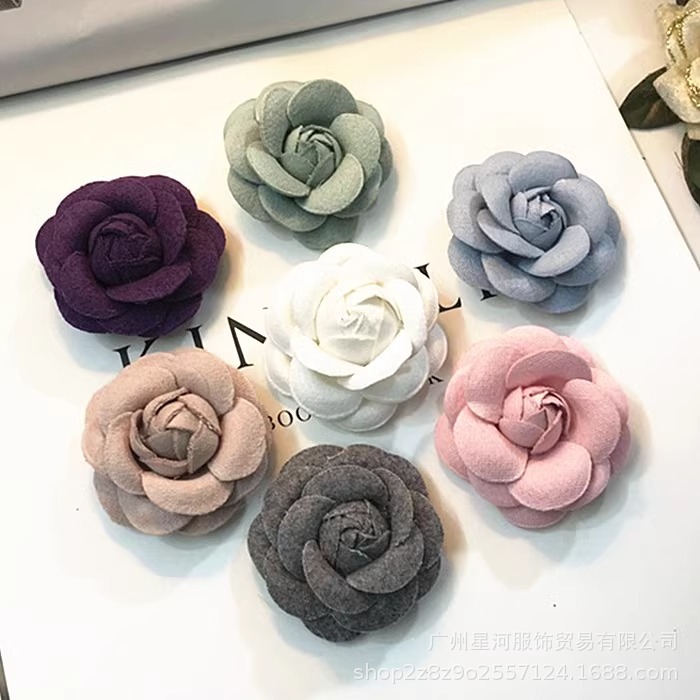 现货复古山茶花胸花小香风高档气质小花朵布艺手工胸针别针配饰