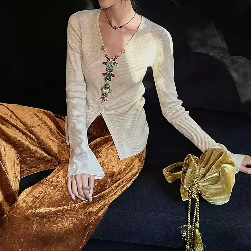 【绛纱】手工钉珠针织套头针织衫2025秋冬新款重工V领长袖针织衫