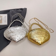 2025女士欧美新款单肩斜挎包异型亚克力贝壳包时尚婚礼晚宴手拿包