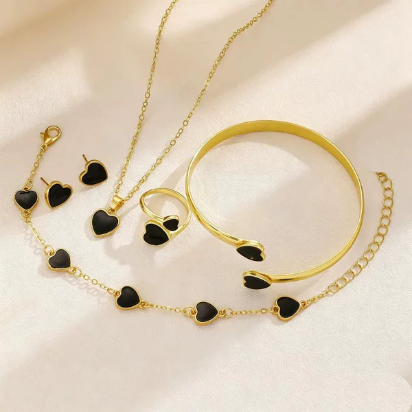 European and American cross-border best-selling heart-shaped jewelry set: heart-shaped bracelet, earrings, necklace, ring, multi-piece women's accessory set