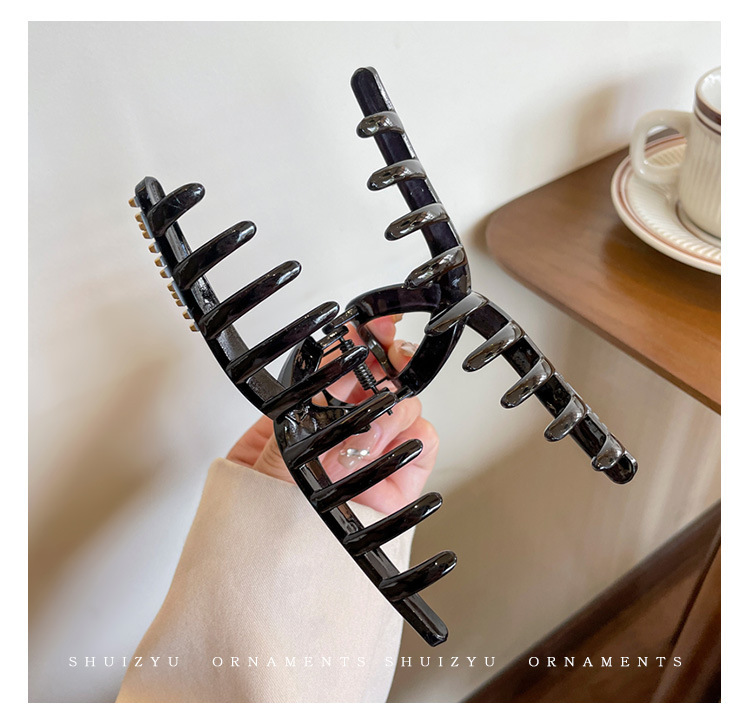 Übergroße Buchstaben-Kreuzklemme Hai-Clips Haarspange für volles Haar am Hinterkopf Premium-Haarschmuck Wholesale