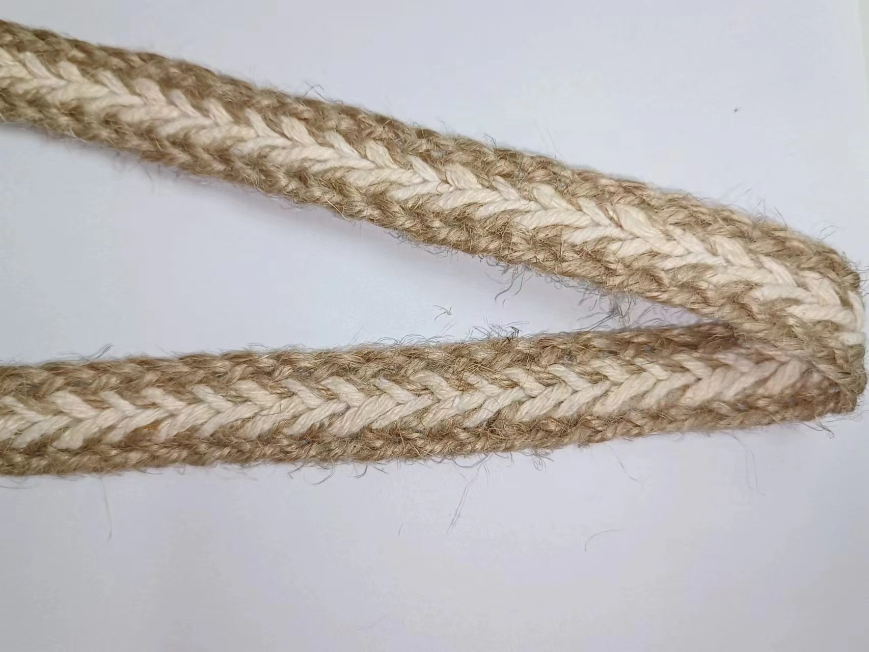 52f5f568063955fb05fc9bcd02a5a3