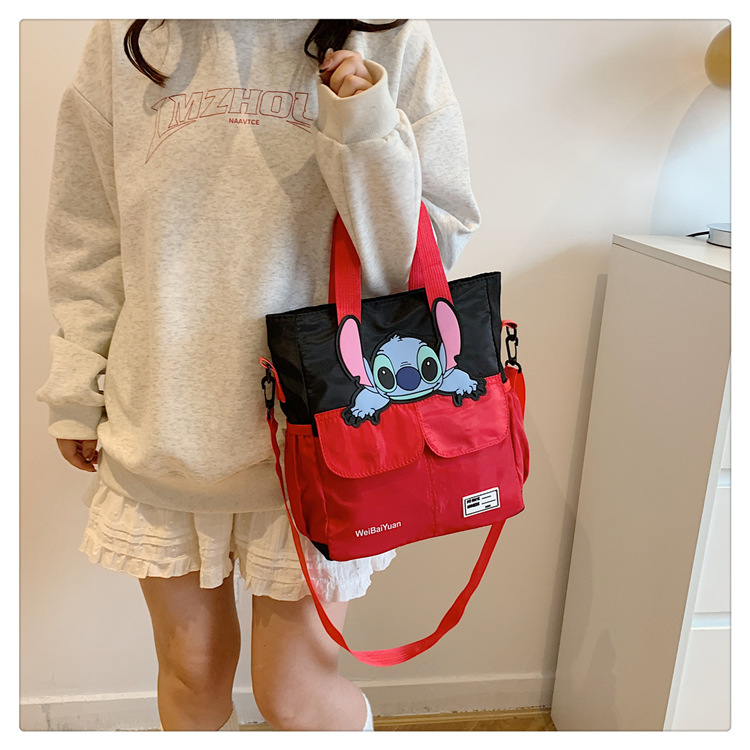 A new, versatile, large-capacity single-shoulder crossbody bag with a cute and girlish heart for student tutoring in the Korean version of Instagram undefined