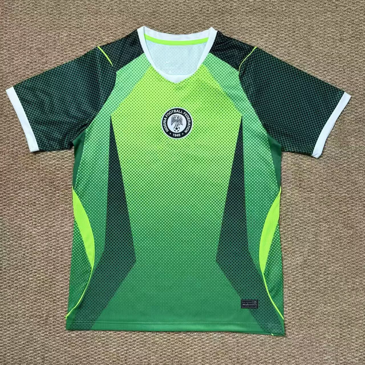 2627 nueva camiseta de fútbol de la Copa del Mundo Francia España edición de fans del equipo nacional brasileño gran cantidad de manga corta al por mayor