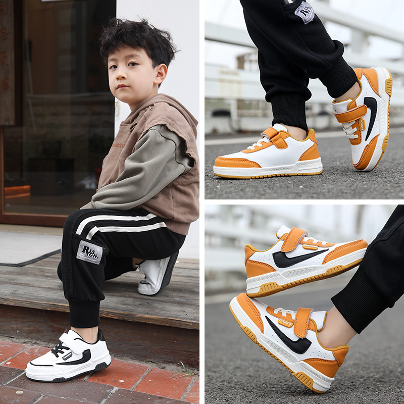 Zapatos para niños primavera y otoño nuevo estilo 2025 cuero impermeable zapatos casuales para niños medianos y grandes zapatos deportivos para niños de moda al por mayor