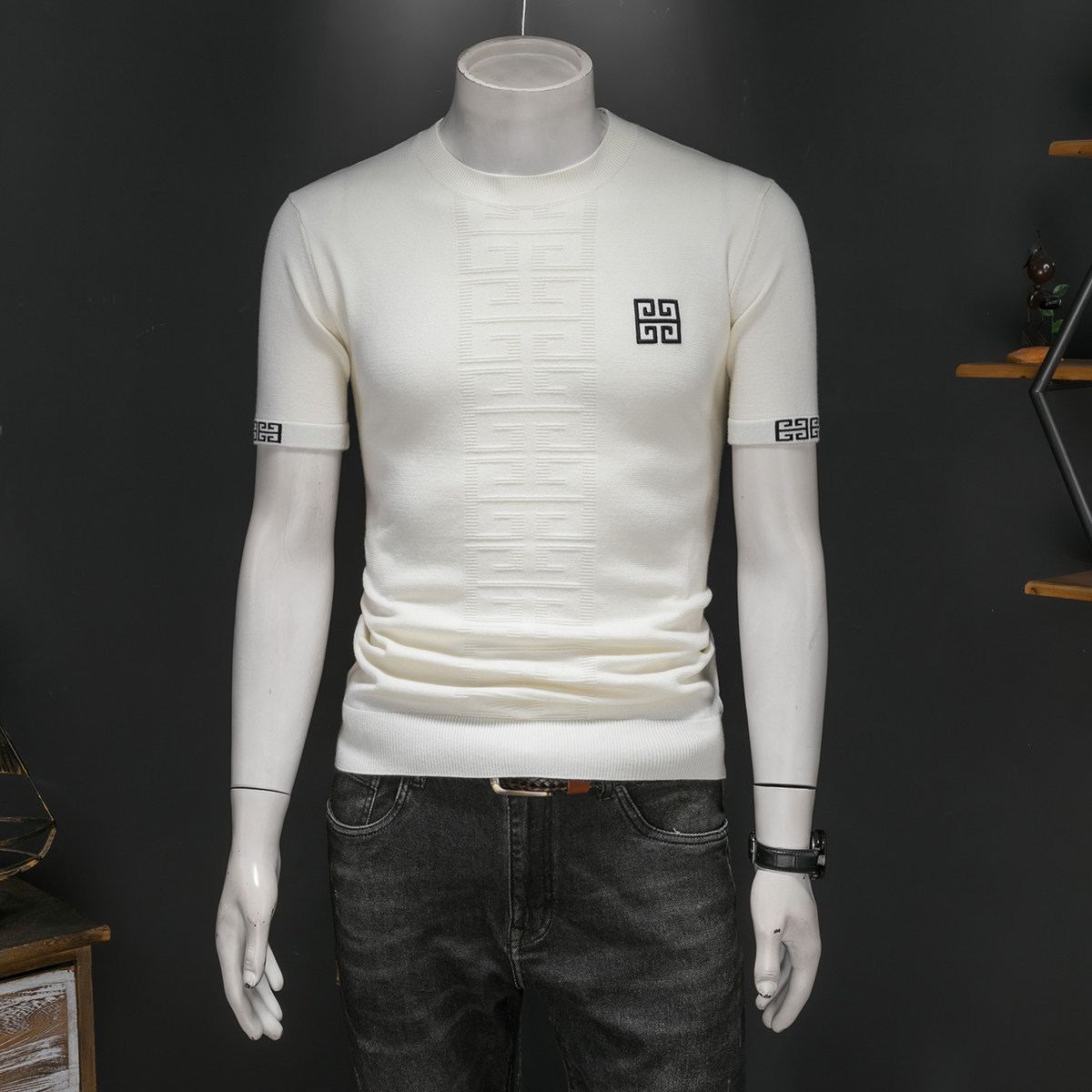 European Style Autumn and Winter Round Neck Short-Sleeved Sweater 2024 Men's Korean Style Trendy and Handsome Embroidered Knit Top