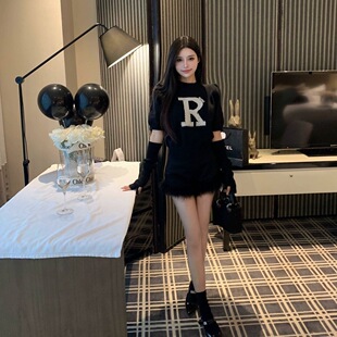 ��ɫëë��ѥ�ӵĶ�ѝŮ2025�¿��ﶬ���⴩����С��a�ִ�ן�ѝ