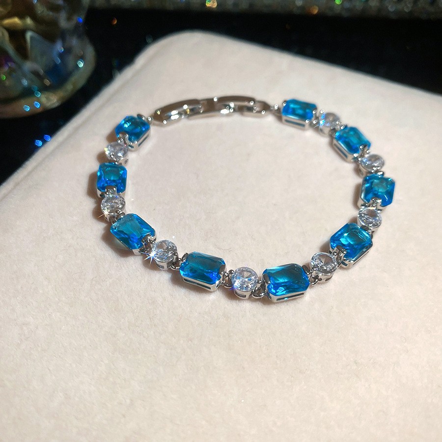 Pulsera de lazo ovalado de circón azul marino, exquisita pulsera ligera y de lujo de alta gama, pulsera de diseño de nicho