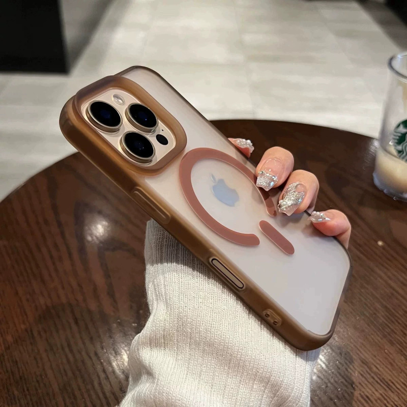 iPhone17に適した肌触りの良いアイスミスト半透明磁気吸着式スマホケース、Apple 16promax用耐衝撃PC保護ケース|undefined