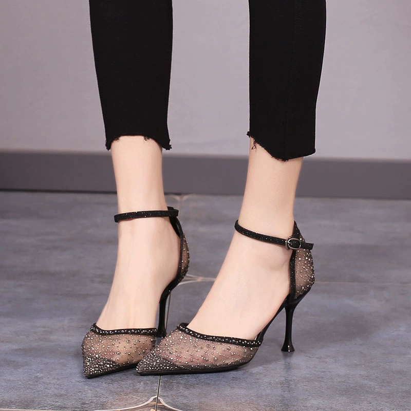 Сексуальная сетчатая пряжа со стразами с сандалиями женские летние 2024 новые модные туфли на каблуках на каблуках