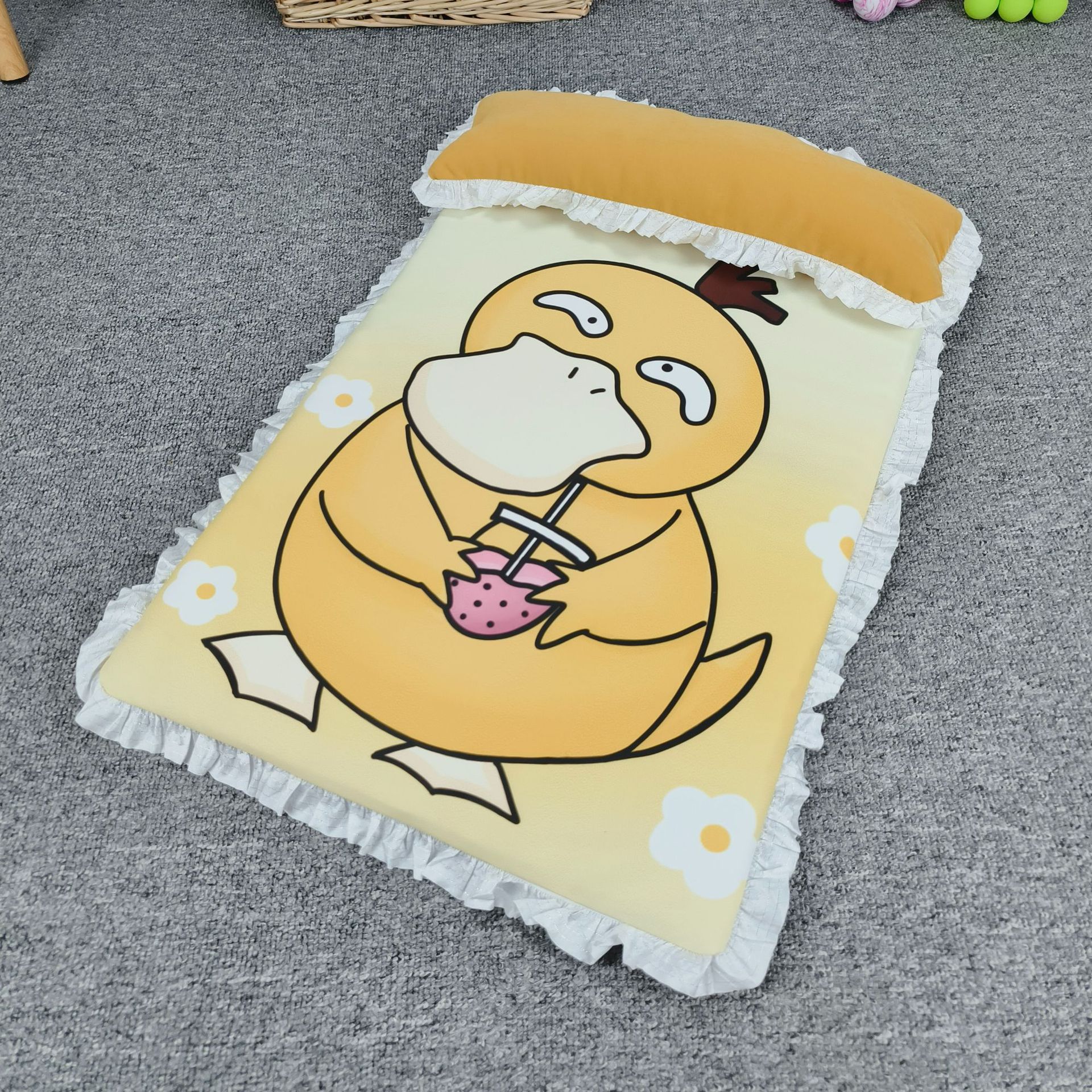 Verano dibujos animados japoneses poliéster algodón encaje cama cuadrada estera de verano tapete para gatos tapete para perros primavera y verano