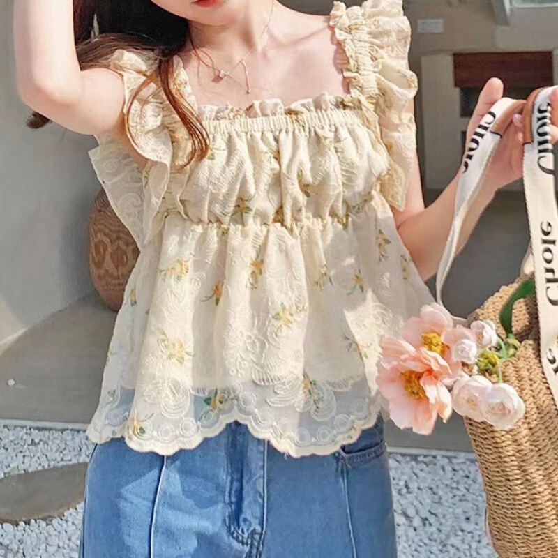 In-Stock New Style Playful Square-Neck Camisole with Flutter Sleeves, Ruffled Edges, Embroidered Floral Top for Women, Summer Fashion Versatile