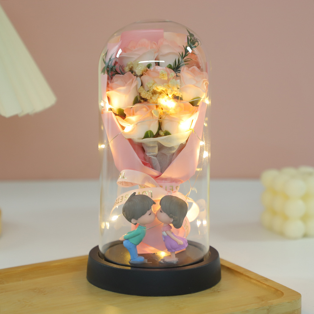 Cubierta de vidrio de flor de jabón de rosa eterna transfronteriza 520 Regalo de cumpleaños del día de la madre Adornos creativos para novios