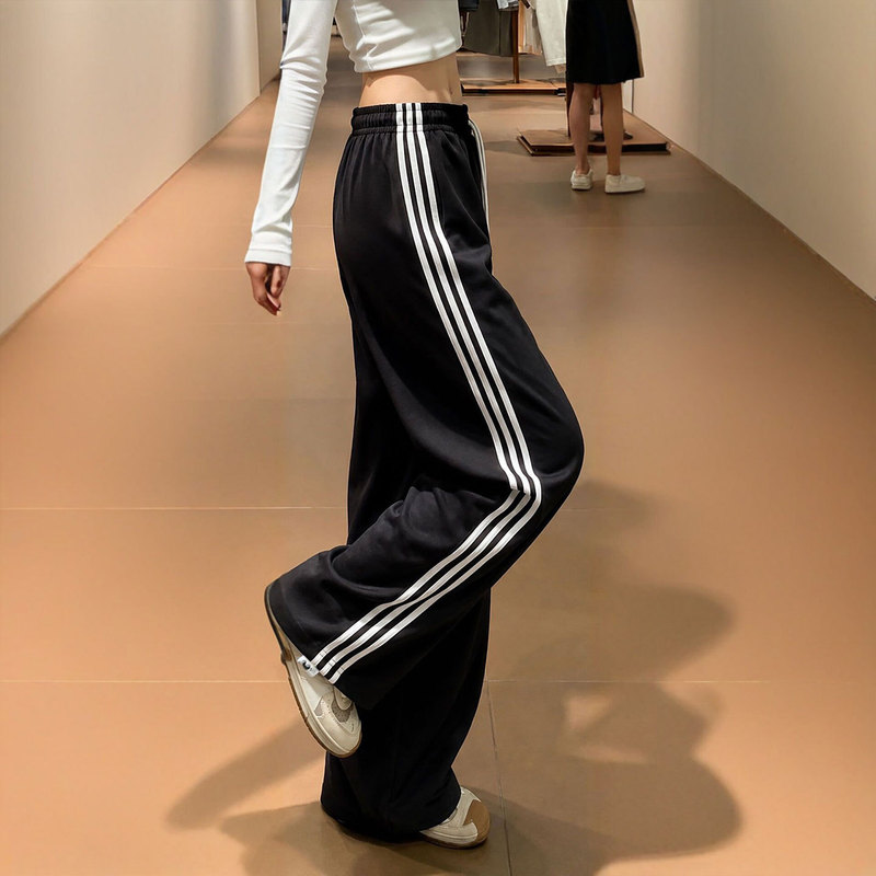 Black striped women's sweatpants 2026 new autumn straight-leg drapey wide-leg pants for petite figures, loose casual sweatpants Black striped women's sweatpants 2026 new autumn straight-leg drapey wide-leg pants for petite figures, loose casual sweatpants