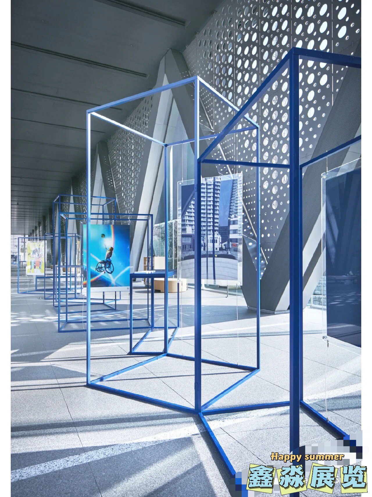 ����ѧУ��ҵչƷ����չ���۵��黭��Ʒ���չ��ƽ�����ͼƬ�һ�