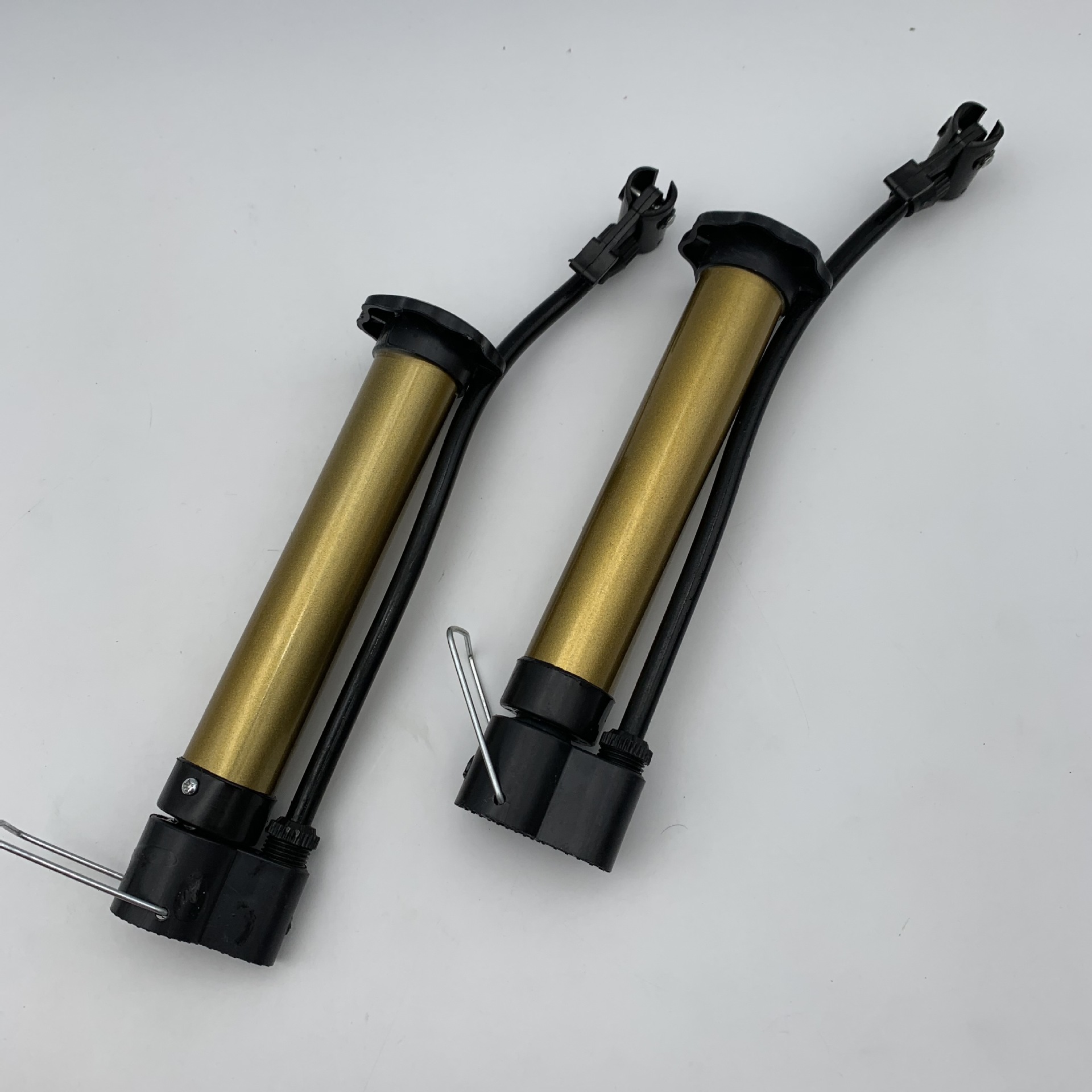 小型手动便携式打气筒自行车篮球充气筒厂家货源两元店百货批发