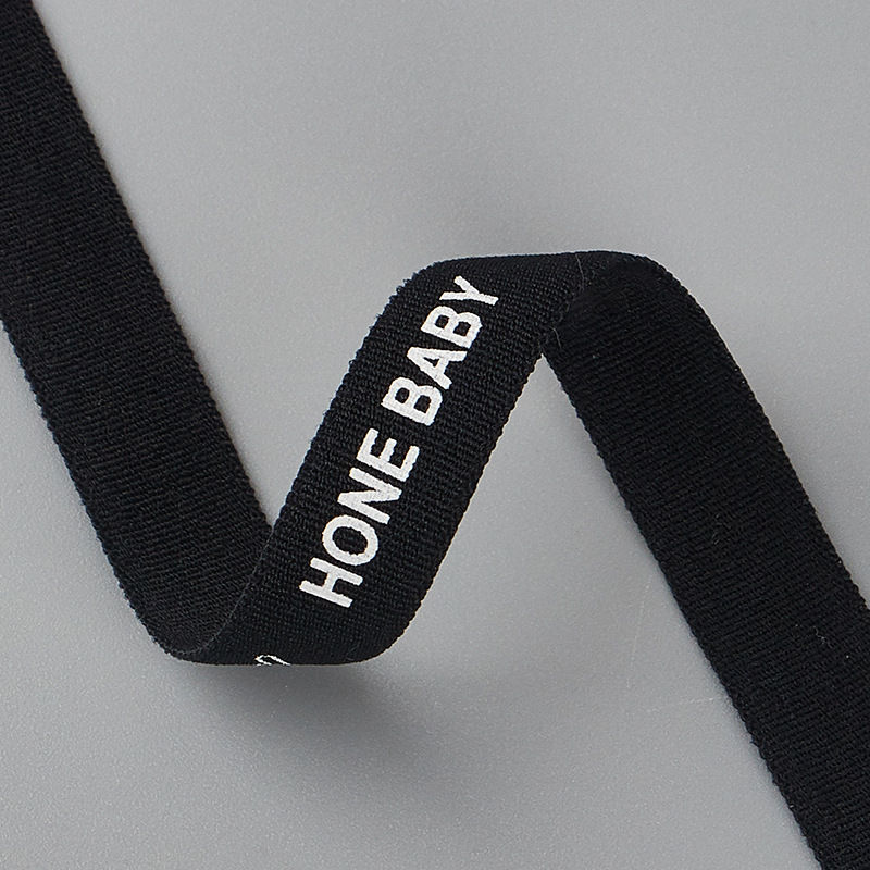 Blanco y negro en stock 1cm letras inglesas impresas tira de borde de cuello trasero elástico suéter de manga corta para niños tira de borde de cuello trasero
