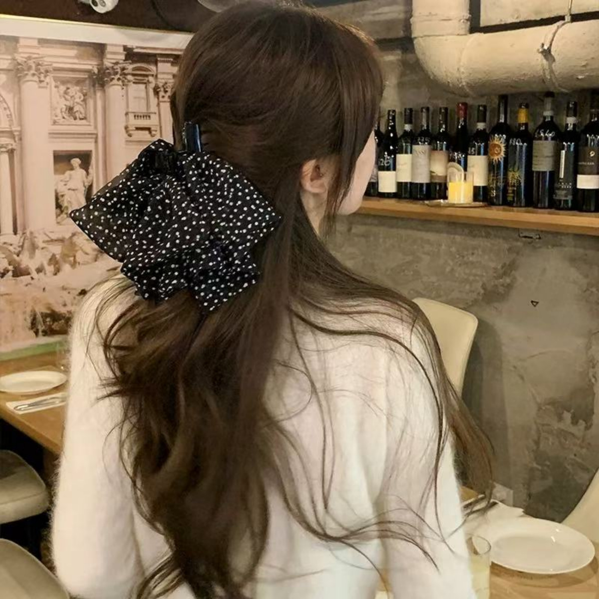 Presilha de cabelo com laço de bolinhas estilo retrô francês_voghion.com