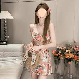 爆款美式度假风复古油画碎花吊带连衣裙夏季温柔风时尚甜辣收腰裙