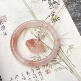 春夏小众轻奢款金丝玉桃花酿如意锁配饰天山翠祥云锁吊坠挂件批发