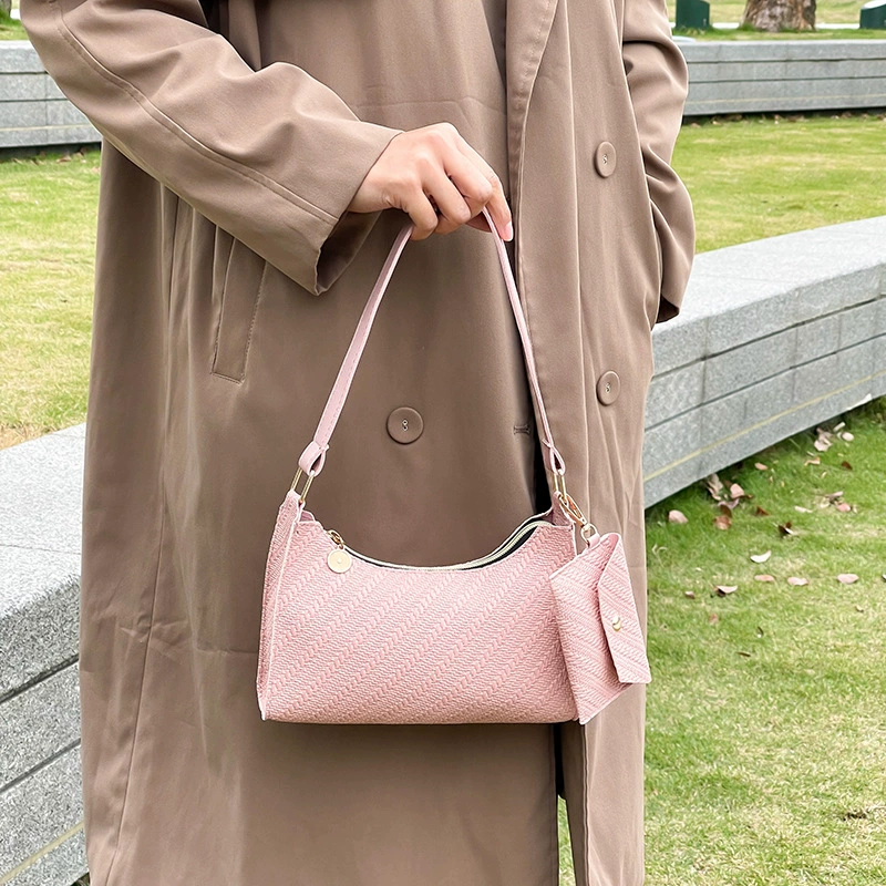 Underarm bag for leisure, one-shoulder bag