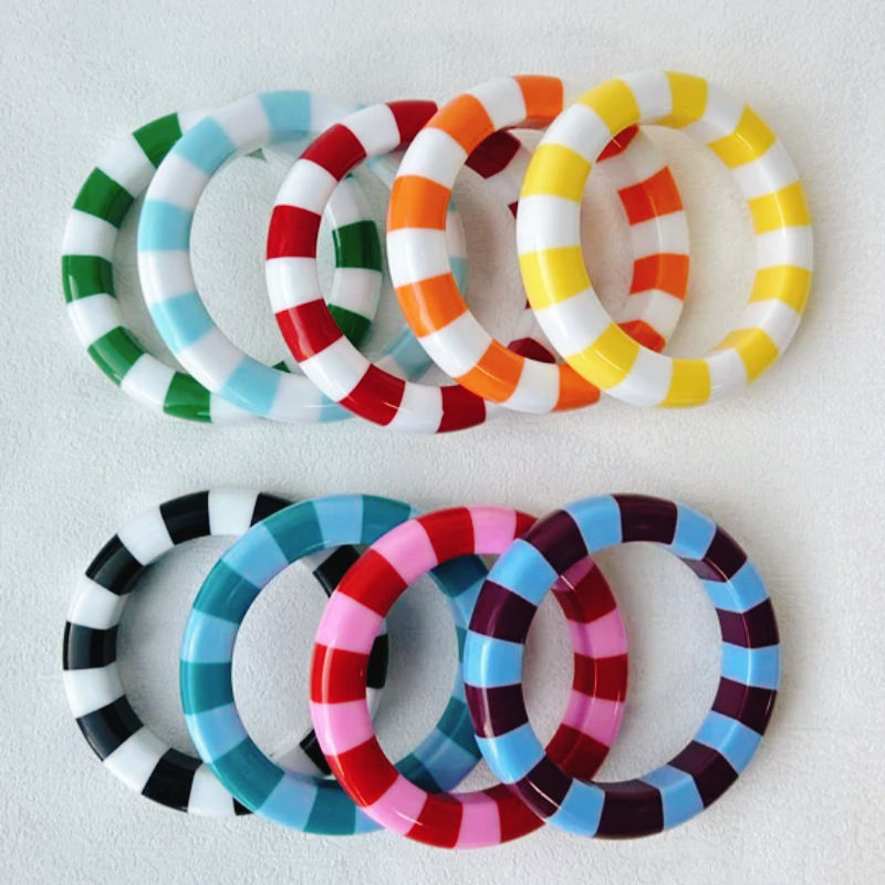 2025 Zara New Product Contrasting Color Stripesd Resin Bracelet Simple Geometric Exaggerated Sweet and Cool Ins Style Bracelet