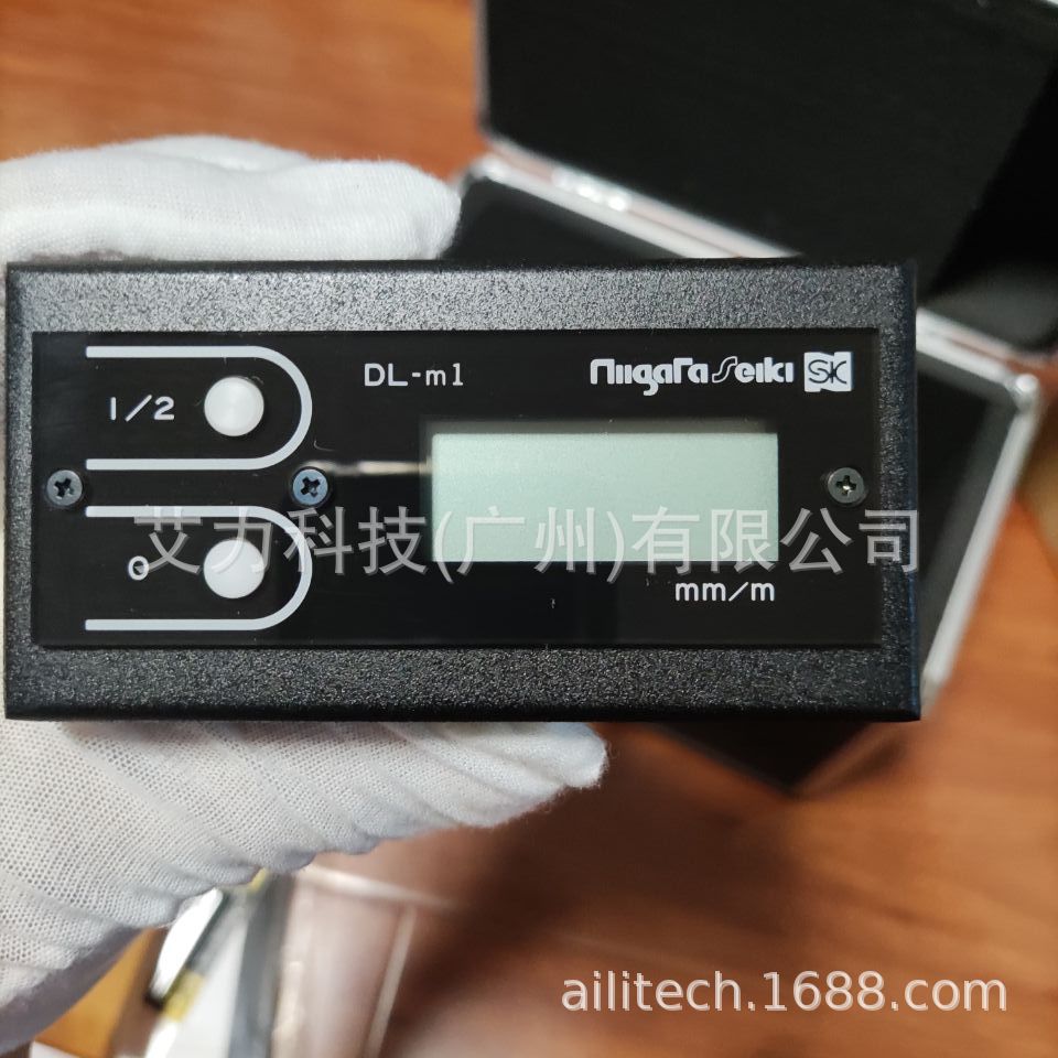 日本SK新泻精机DL-m1 DL-m3LS电子式水平仪DL-S3C DL-S2W  DL-S3L