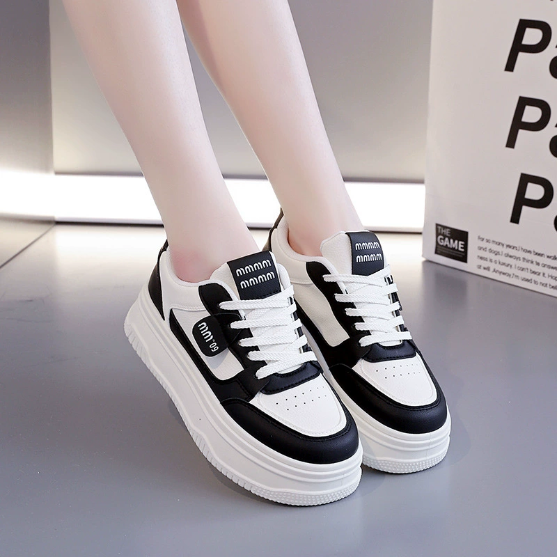 2025 весна маленькие белые туфли новая корейская версия s школьницы толстая подошва увеличенная спортивная обувь досуг уличная стрельба W2029