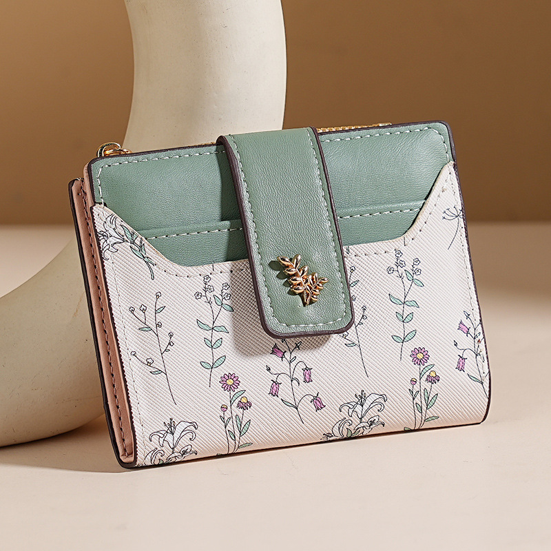 Green flower wallet