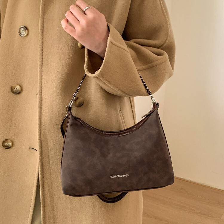 2025 New Retro Crossbody Bag for Women, High-End Luxury Shoulder Bag, Trendy Large-Capacity Commuter Tote Bag 2025 New Retro Crossbody Bag for Women, High-End Luxury Shoulder Bag, Trendy Large-Capacity Commuter Tote Bag