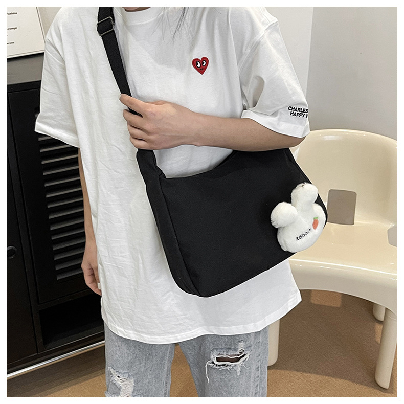 "2024 Autumn New Style Japanese sweet and fashionable single-shoulder bag, simple and cute crossbody bag, one-piece consignment. undefined