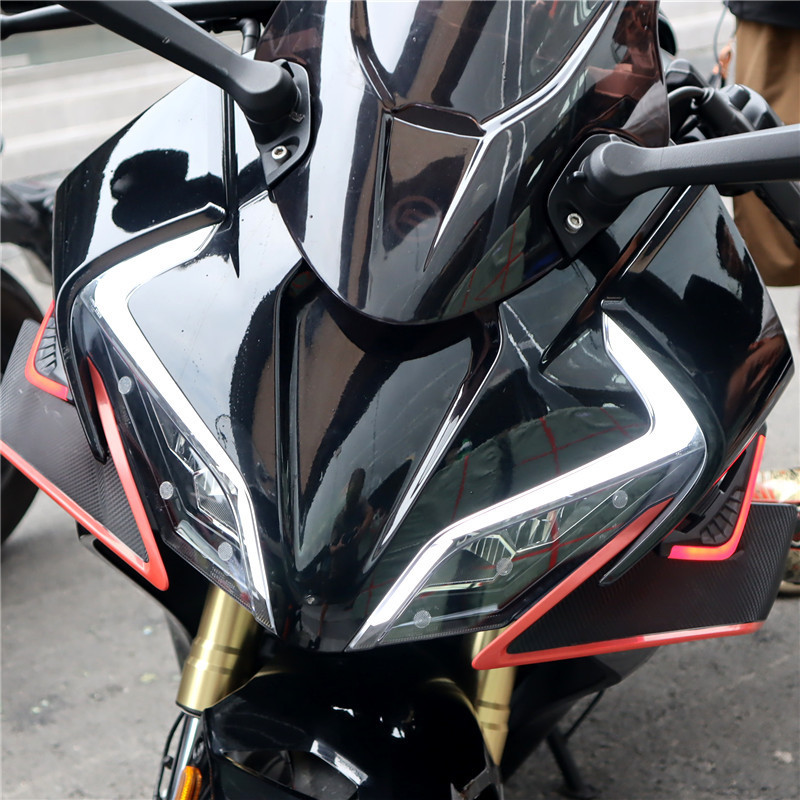 Cross-Border Popular Motorcycle Turn Signal Decorative Light, Cool Blade-Shaped Turn Signal Wind Wing Led Turn Signal Ambient Light